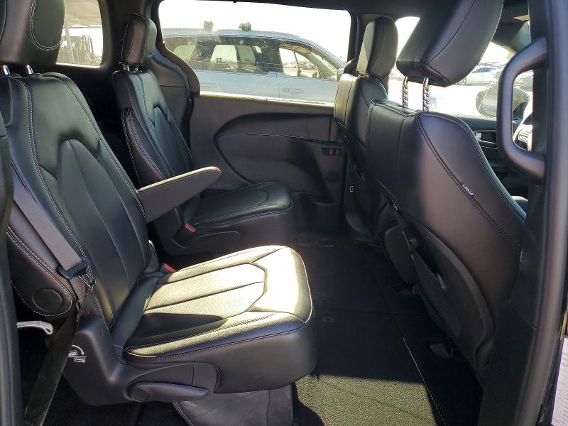 Photo 11 from auction – 2026 CHRYSLER PACIFICA with VIN 2C4RC1BGXTR226216