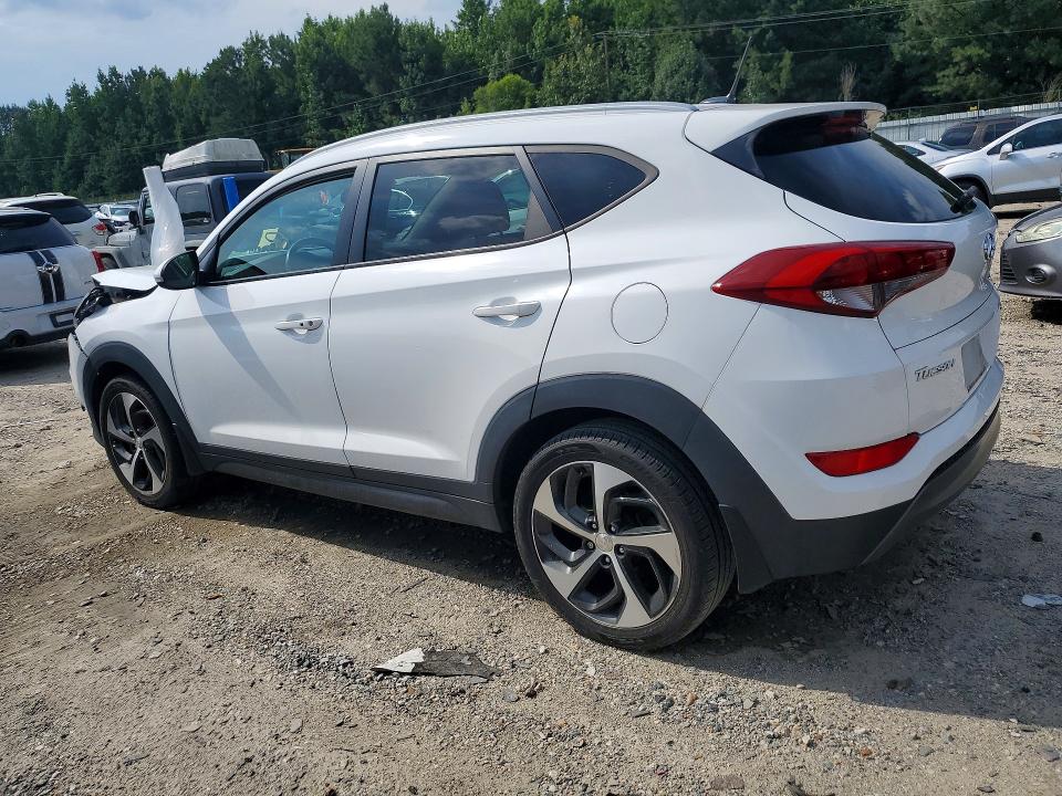 Foto 2 de la subasta – 2016 HYUNDAI TUCSON con VIN KM8J3CA28GU073631