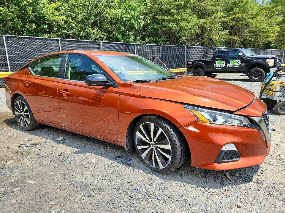 Photo 4 from auction – 2019 NISSAN ALTIMA with VIN 1N4BL4CV8KC106069
