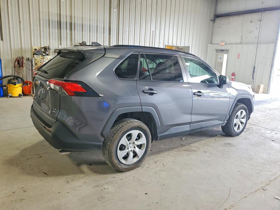 Photo 3 from auction – 2021 TOYOTA RAV4 with VIN 2T3F1RFV8MW165553