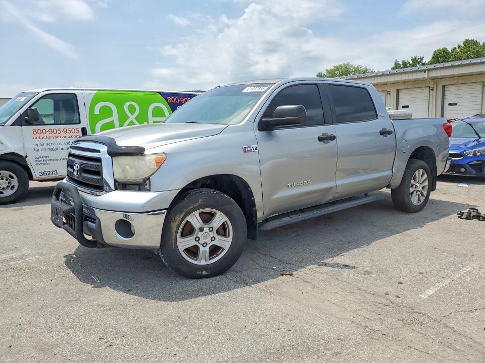 TOYOTA TUNDRA 2011 with VIN 5TFDW5F13BX170523 - Photo from auction