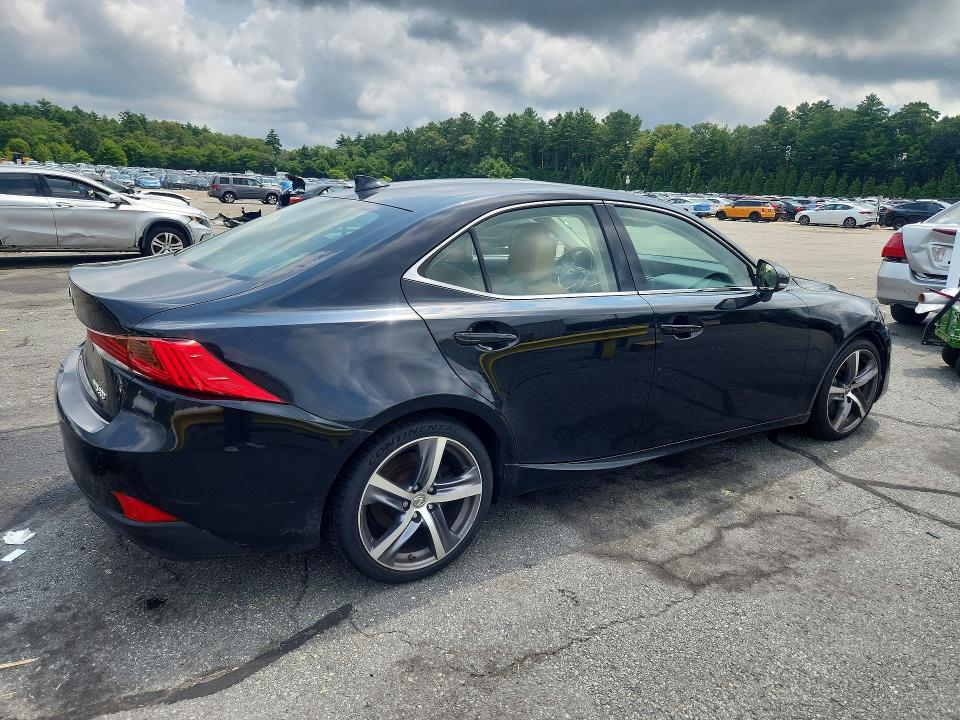 Photo 3 from auction – 2018 LEXUS IS with VIN JTHC81D20J5030917