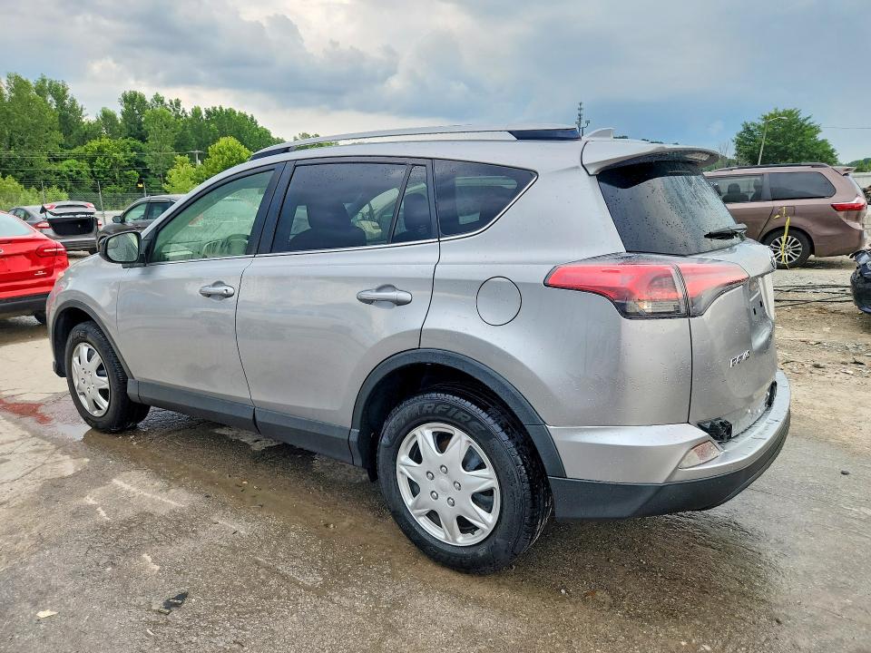 Photo 2 from auction – 2018 TOYOTA RAV4 with VIN JTMZFREV3JJ166717