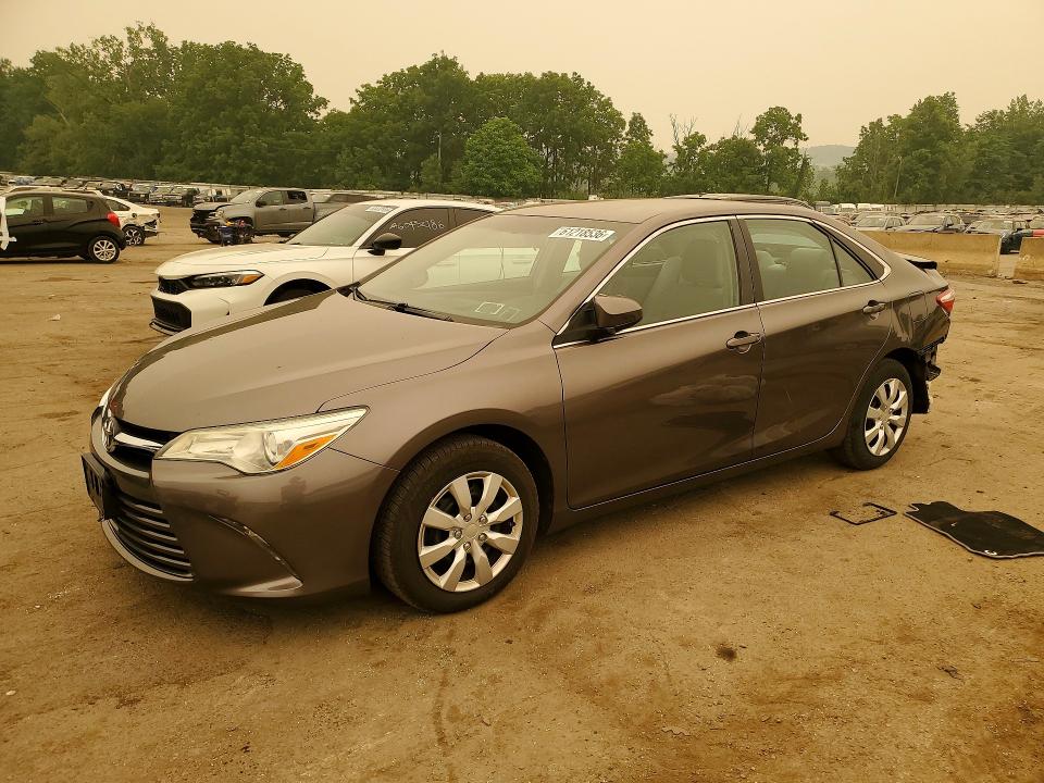 TOYOTA CAMRY 2015 with VIN 4T4BF1FK8FR467143 - Photo from auction