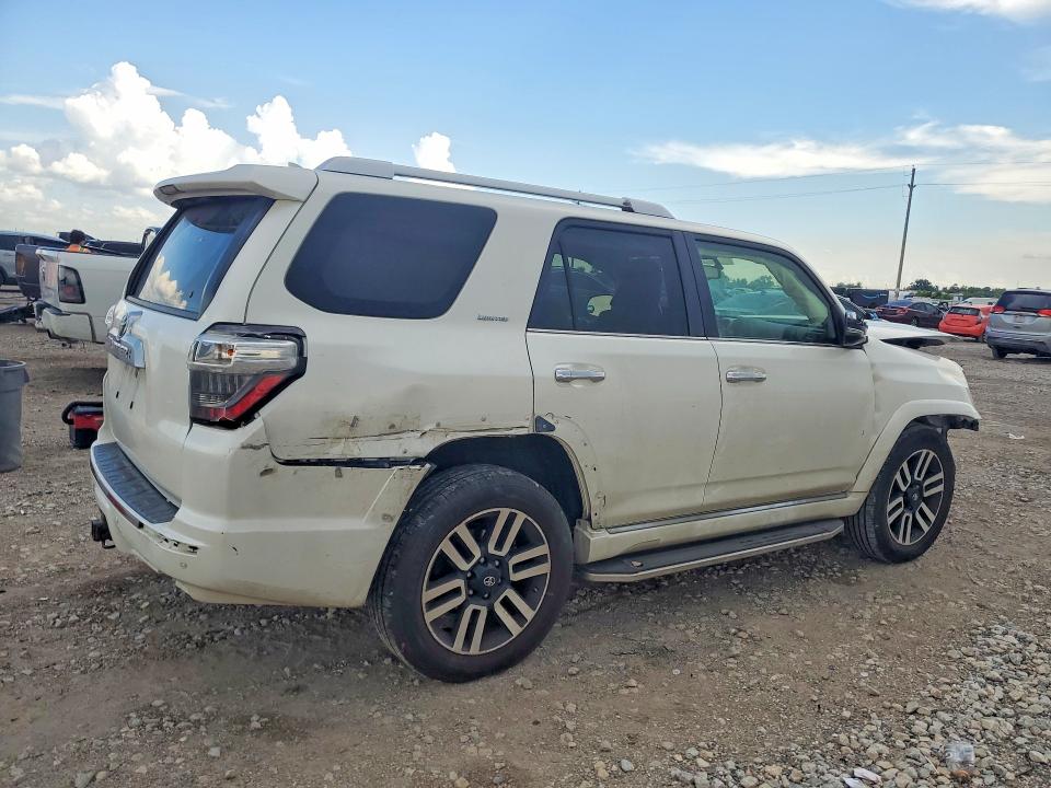 Photo 3 from auction – 2015 TOYOTA 4RUNNER with VIN JTEZU5JR5F5085088
