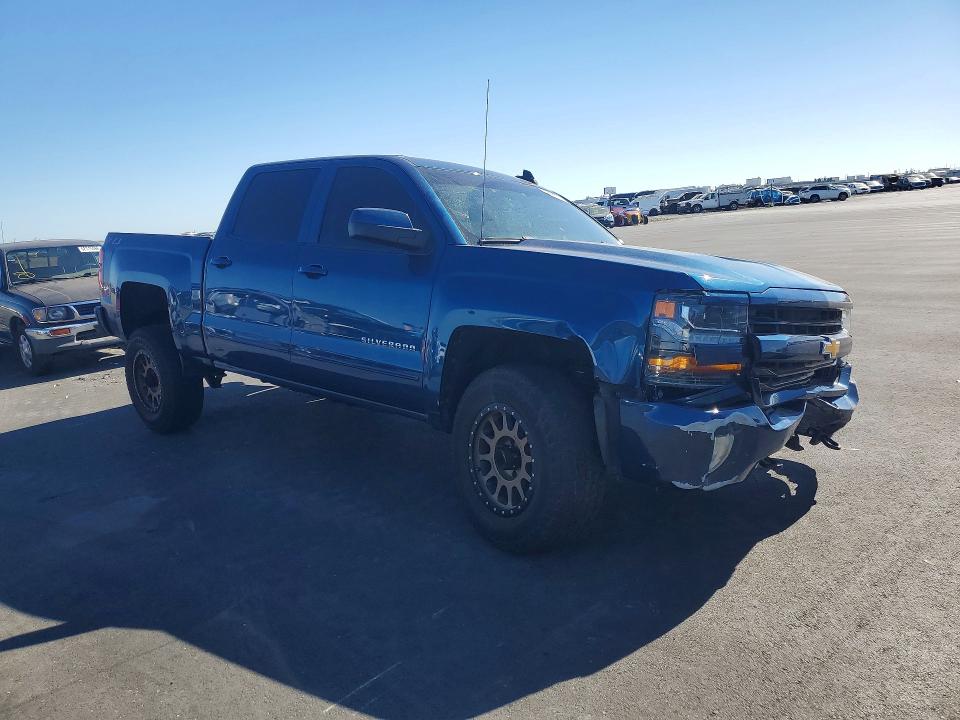 Photo 4 from auction – 2018 CHEVROLET SILVERADO with VIN 3GCUKREC8JG365039