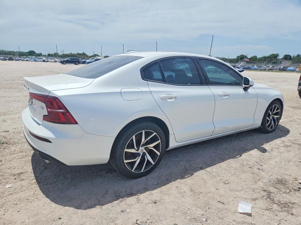 Photo 3 from auction – 2020 VOLVO S60 with VIN 7JR102FK4LG047456