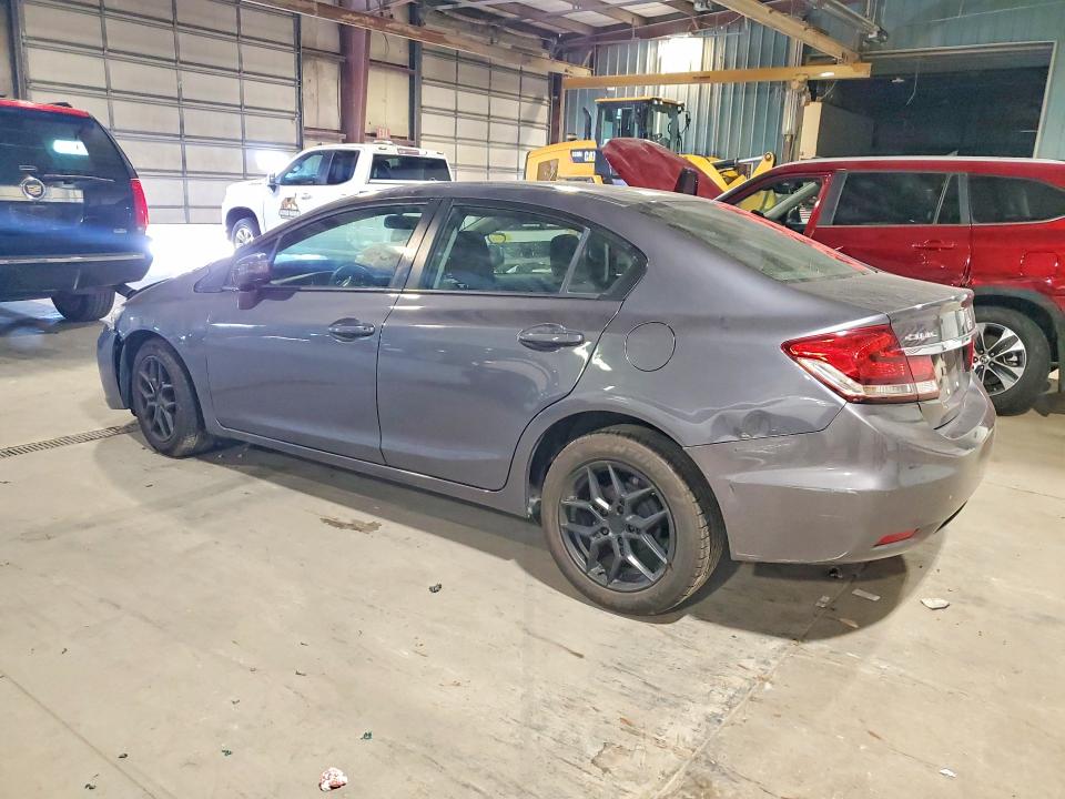 Photo 2 from auction – 2015 HONDA CIVIC with VIN 19XFB2F58FE117151