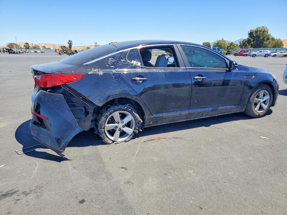 Photo 3 from auction – 2014 KIA OPTIMA with VIN 5XXGM4A72EG332355