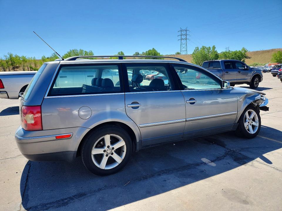 Photo 3 from auction – 2004 VOLKSWAGEN PASSAT with VIN WVWWH63B64E132935