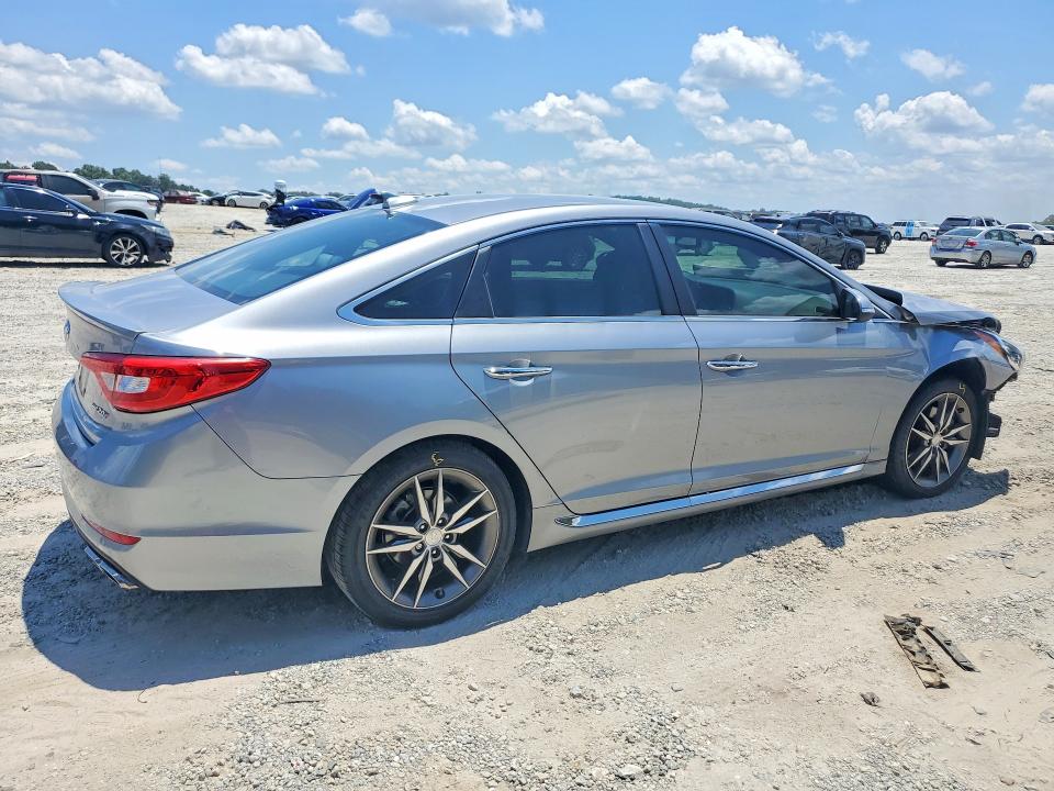 Photo 3 from auction – 2015 HYUNDAI SONATA with VIN 5NPE34AB6FH075429
