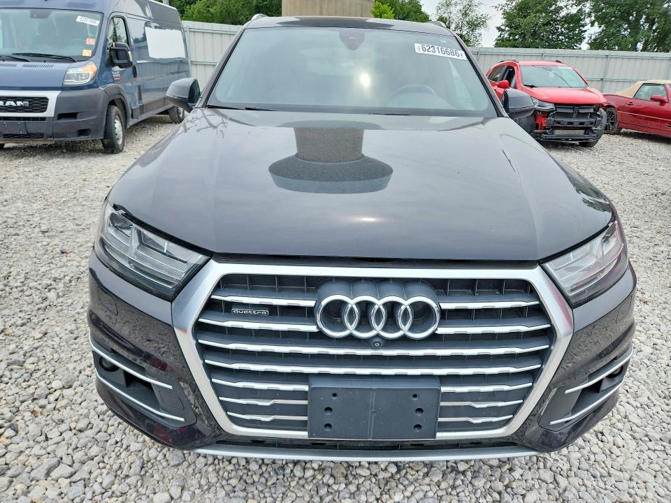Photo 5 from auction – 2018 AUDI Q7 with VIN WA1LAAF78JD009540