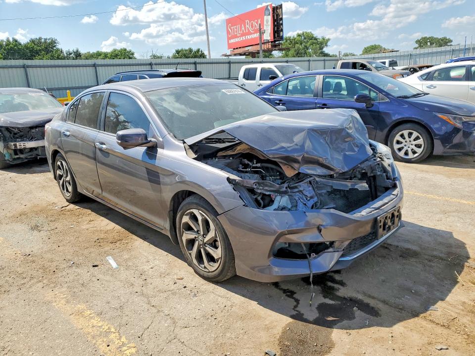 Photo 4 from auction – 2016 HONDA ACCORD with VIN 1HGCR2F71GA149672