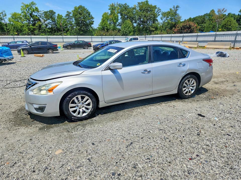NISSAN ALTIMA 2014 with VIN 1N4AL3AP5EC165532 - Photo from auction