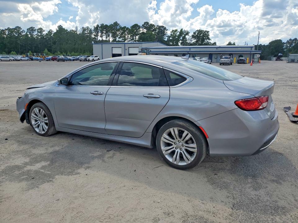 Photo 2 from auction – 2015 CHRYSLER 200 with VIN 1C3CCCAB4FN755044
