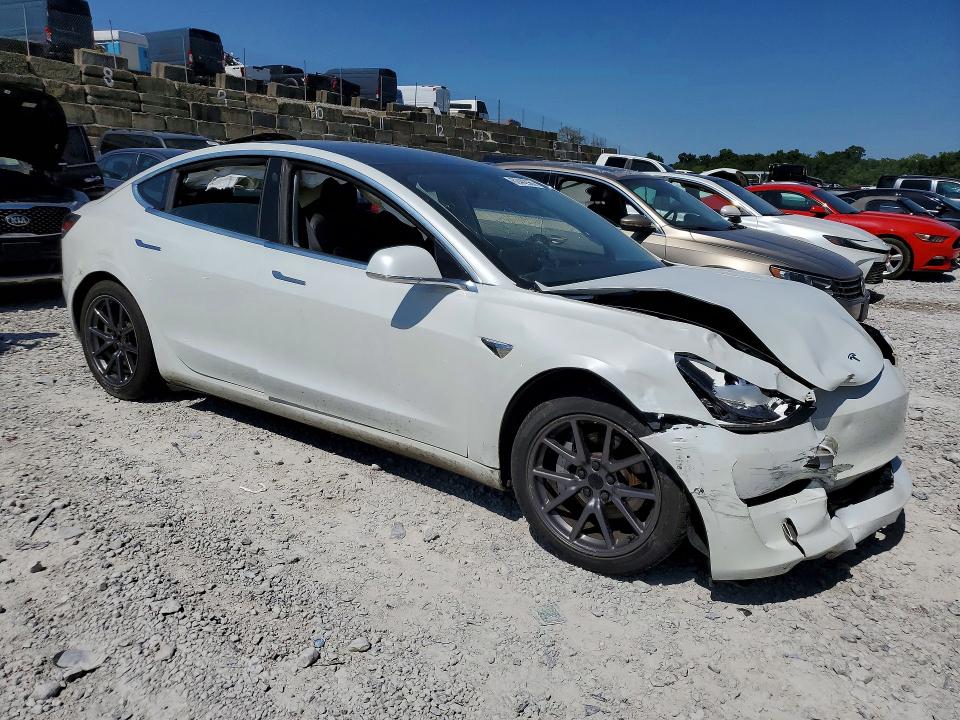 Photo 4 from auction – 2020 TESLA MODEL 3 with VIN 5YJ3E1EA7LF747252