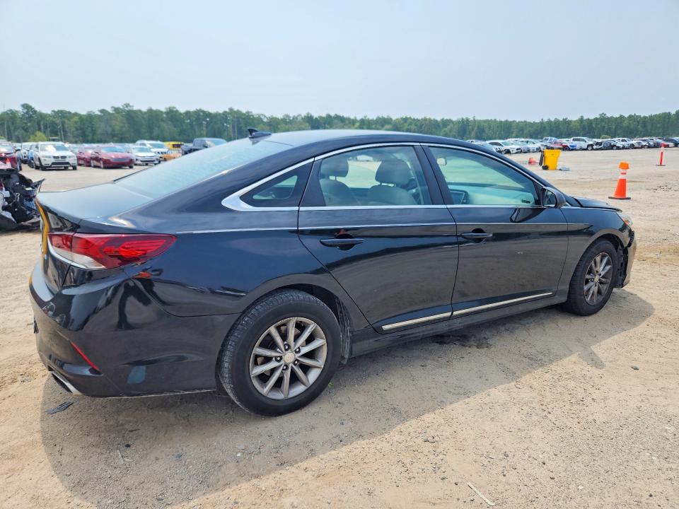 Photo 3 from auction – 2018 HYUNDAI SONATA with VIN 5NPE24AF7JH626384