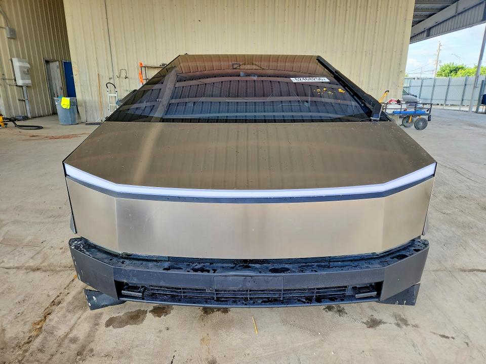 Foto 5 de la subasta – 2026 TESLA CYBERTRUCK con VIN 7G2CEHED8TA090782