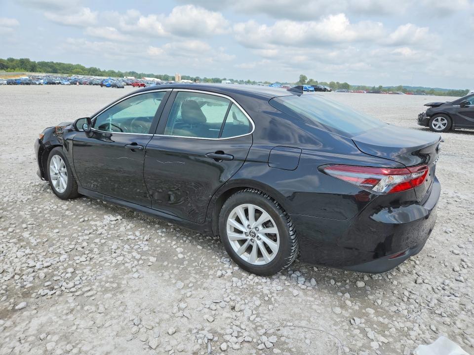 Photo 2 from auction – 2023 TOYOTA CAMRY with VIN 4T1C11BK3PU087437