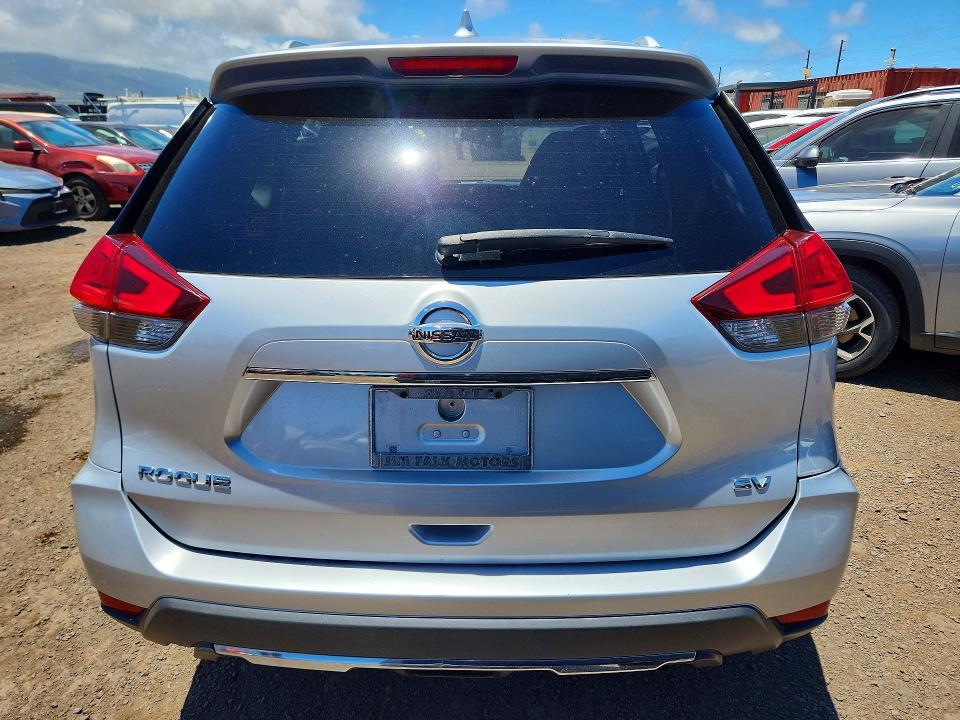 Photo 6 from auction – 2017 NISSAN ROGUE with VIN JN8AT2MT3HW144456