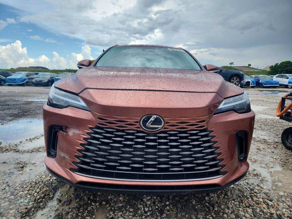 Photo 5 from auction – 2025 LEXUS RX 350 with VIN 2T2BAMBA9SC056624