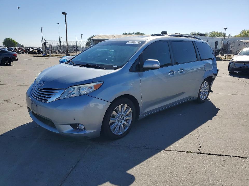2014 TOYOTA SIENNA - Търг №63431276