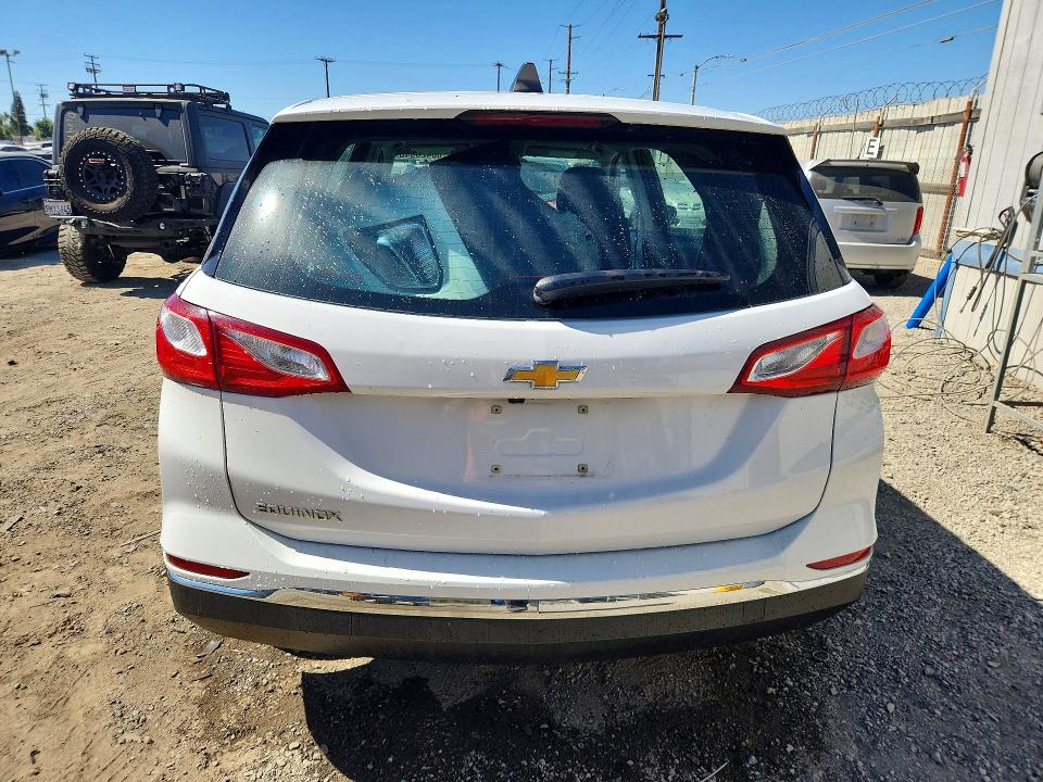 Photo 6 from auction – 2018 CHEVROLET EQUINOX with VIN 3GNAXHEV1JL115091