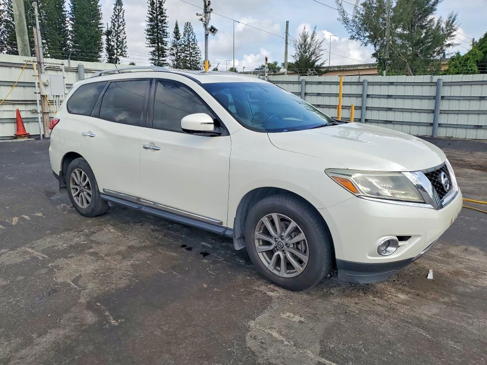 Photo 4 from auction – 2016 NISSAN PATHFINDER with VIN 5N1AR2MM2GC637656