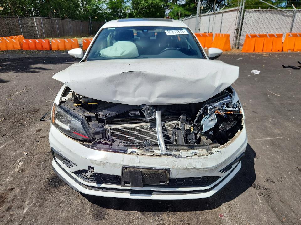 Photo 5 from auction – 2016 VOLKSWAGEN JETTA with VIN 3VW4T7AJ3GM359937