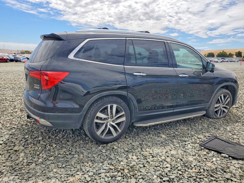 Photo 3 from auction – 2016 HONDA PILOT with VIN 5FNYF6H94GB095200
