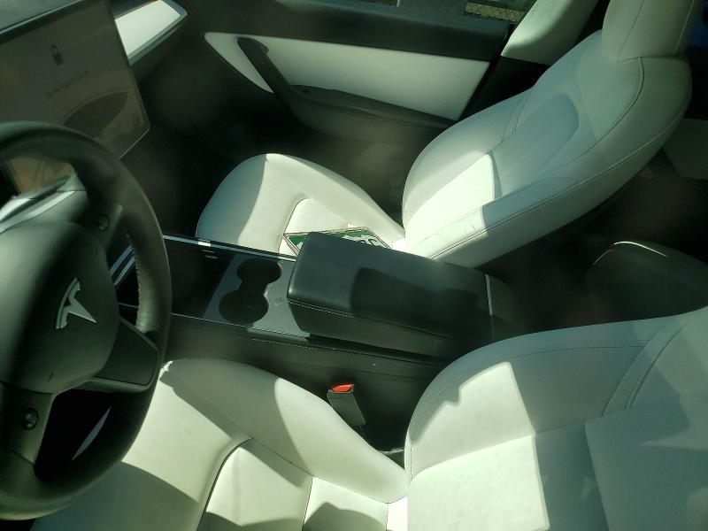 Photo 9 from auction – 2022 TESLA Y with VIN 7SAYGDEF4NF405969