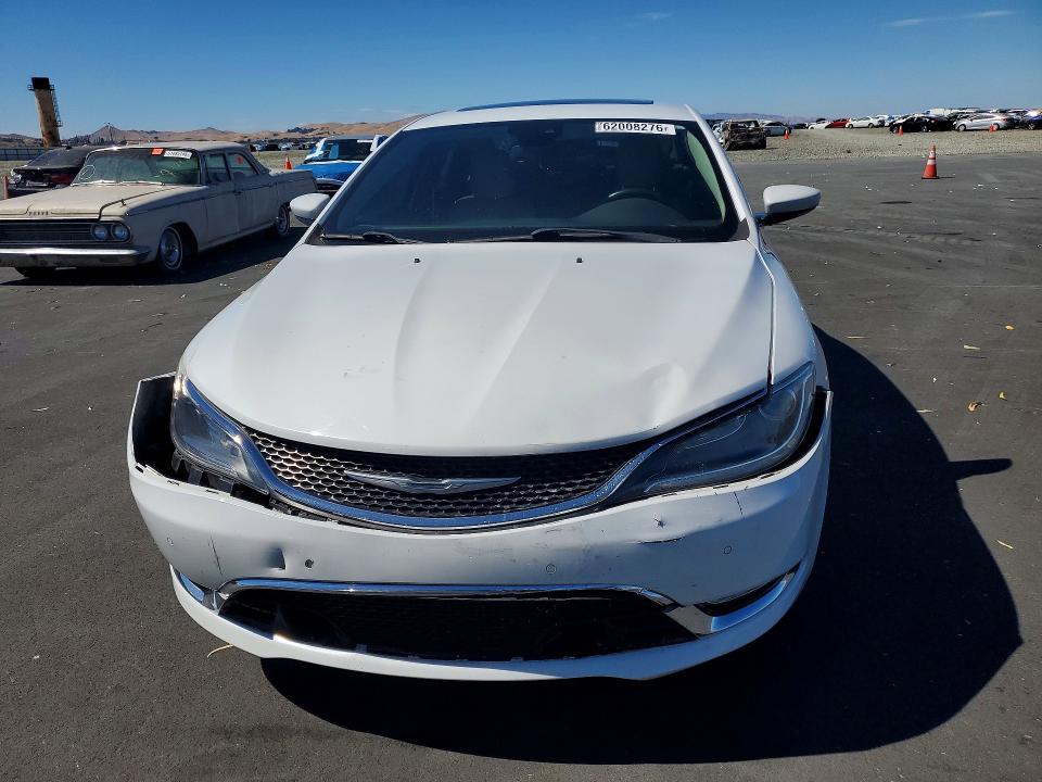 Photo 5 from auction – 2015 CHRYSLER 200 with VIN 1C3CCCCG6FN640549