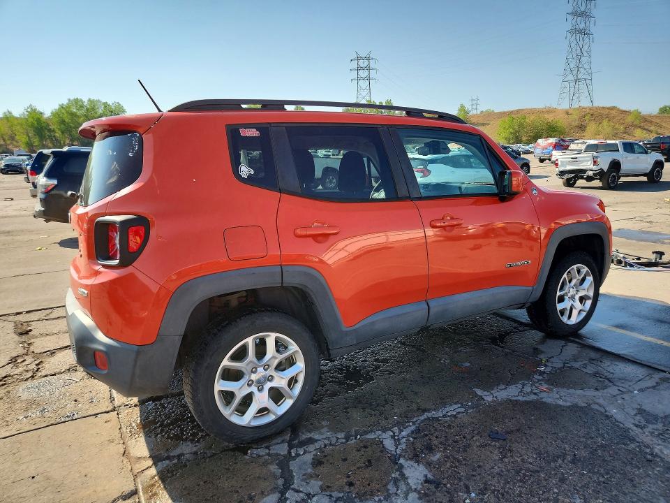 Photo 3 from auction – 2016 JEEP RENEGADE with VIN ZACCJBBT5GPE15011