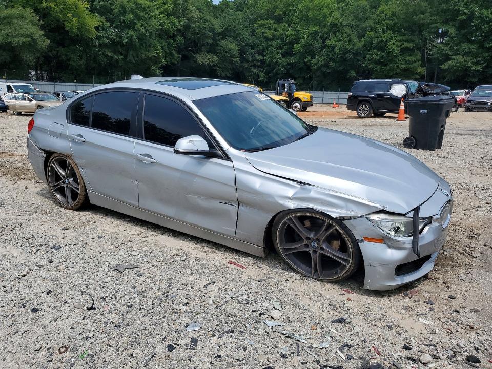 Photo 4 from auction – 2014 BMW 328 with VIN WBA3A5C5XEJ465172