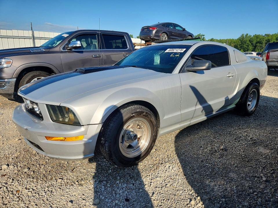 Photo 1 from auction – 2005 FORD MUSTANG with VIN 1ZVFT80N955188682