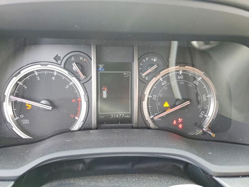 Photo 9 from auction – 2022 TOYOTA 4RUNNER with VIN JTERU5JRXN6016907