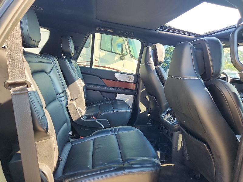 Photo 11 from auction – 2021 LINCOLN NAVIGATOR with VIN 5LMJJ2LTXMEL11973