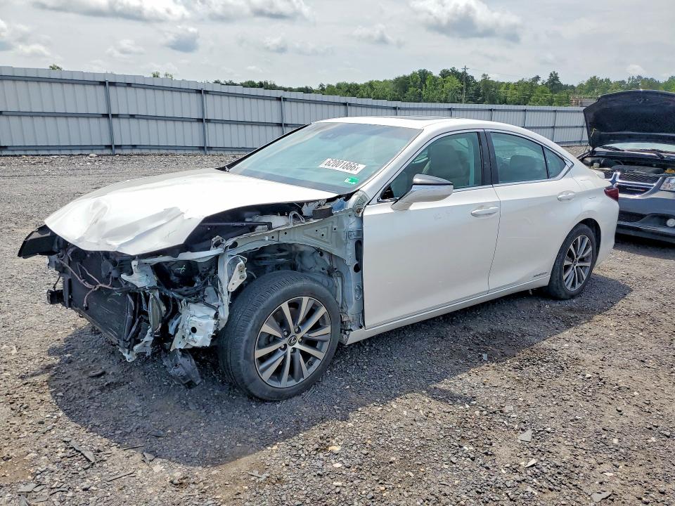 LEXUS ES 2020 with VIN 58AD21B16LU011612 - Photo from auction