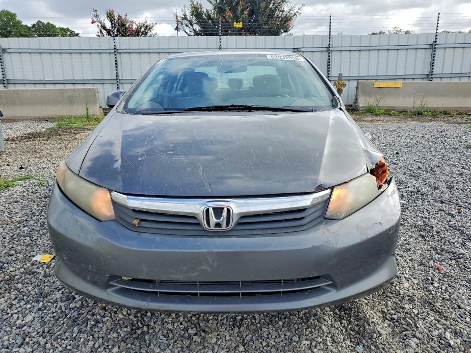 Photo 5 from auction – 2012 HONDA CIVIC with VIN 2HGFB2F52CH525906