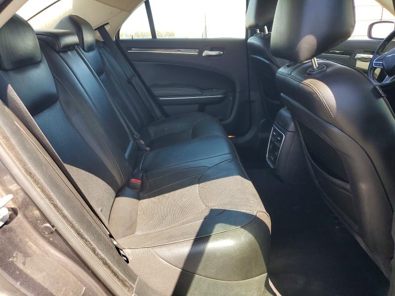 Photo 10 from auction – 2019 CHRYSLER 300 with VIN 2C3CCAEGXKH568632