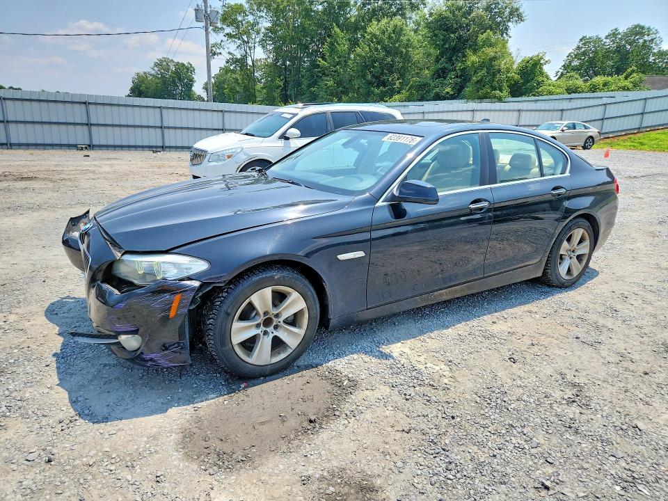 BMW 528 2012 with VIN WBAXG5C5XCDW92230 - Photo from auction