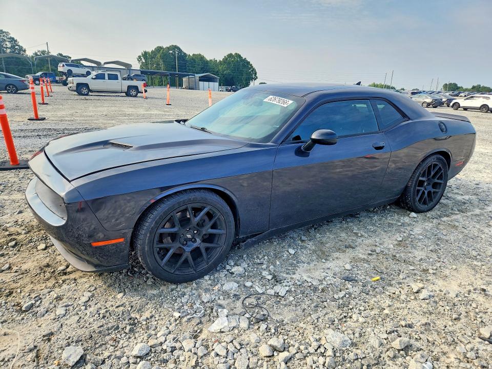 DODGE CHALLENGER 2016 with VIN 2C3CDZBT4GH245925 - Photo from auction