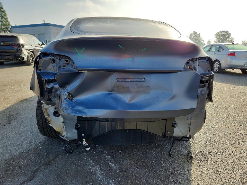 Photo 6 from auction – 2021 TESLA MODEL Y with VIN 5YJYGDEF6MF146445