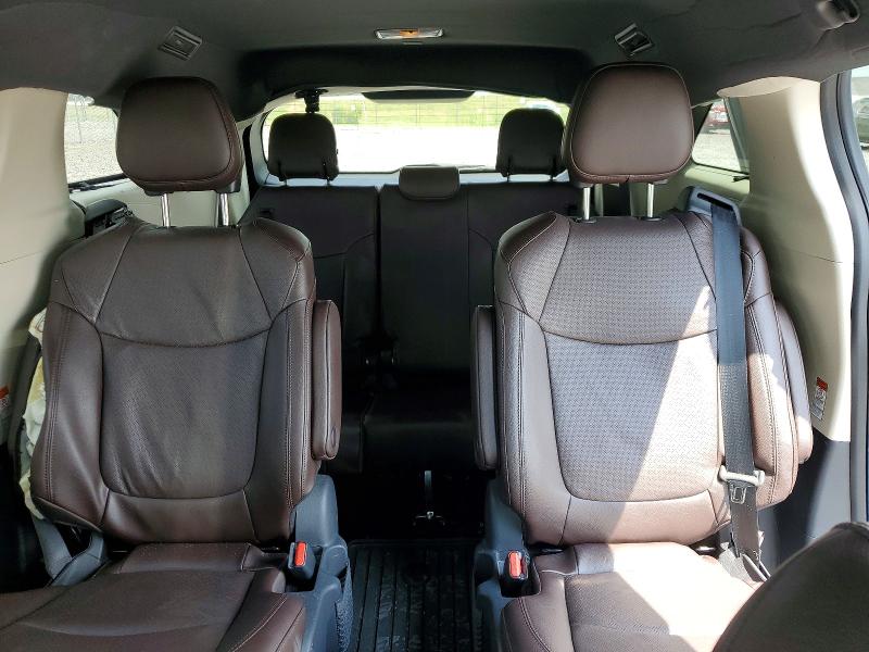 Photo 10 from auction – 2023 TOYOTA SIENNA with VIN 5TDESKFC8PS097923