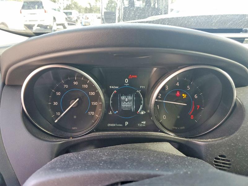 Photo 9 from auction – 2019 JAGUAR XE with VIN SAJAR4FX6KCP48194