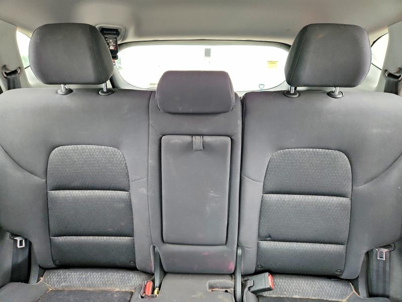 Photo 10 from auction – 2017 HYUNDAI TUCSON with VIN KM8J23A40HU445999