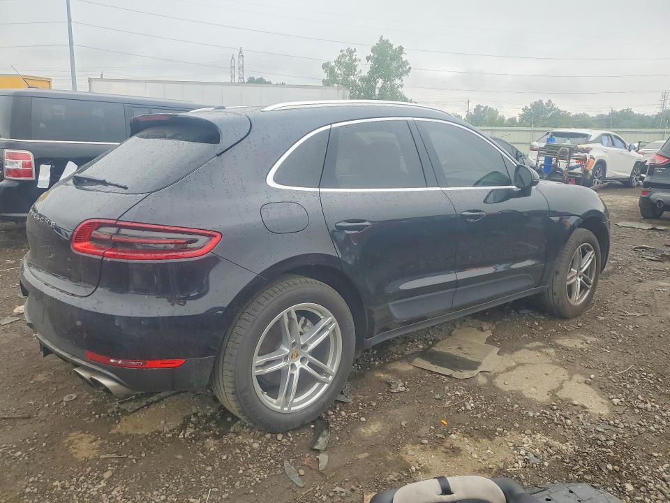 Photo 3 from auction – 2018 PORSCHE MACAN with VIN WP1AB2A55JLB40273