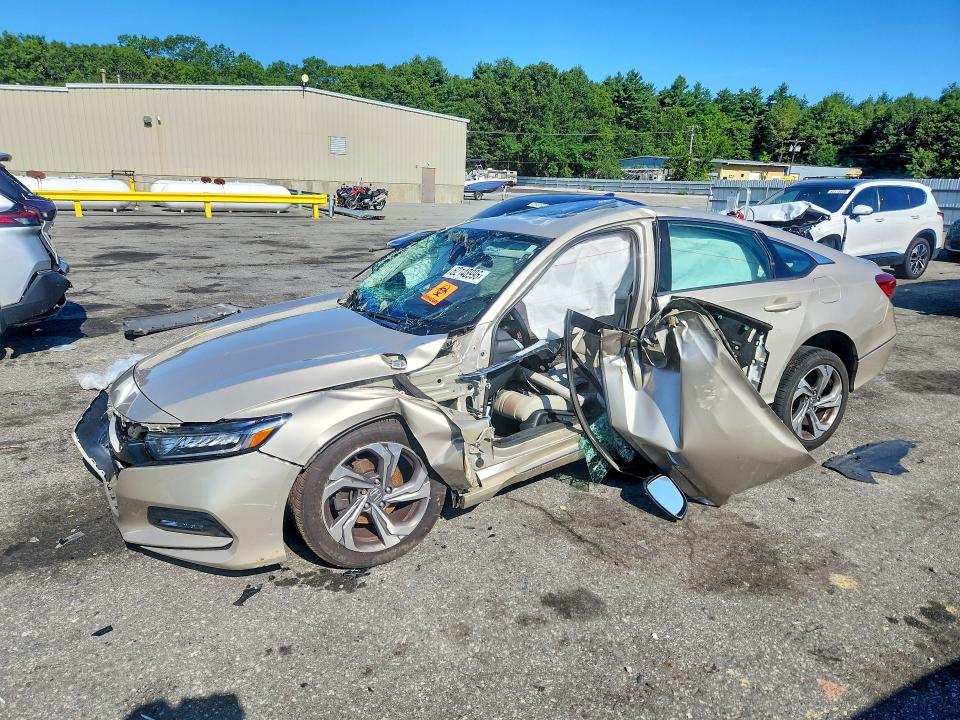 HONDA ACCORD 2018 with VIN 1HGCV1F50JA143597 - Photo from auction