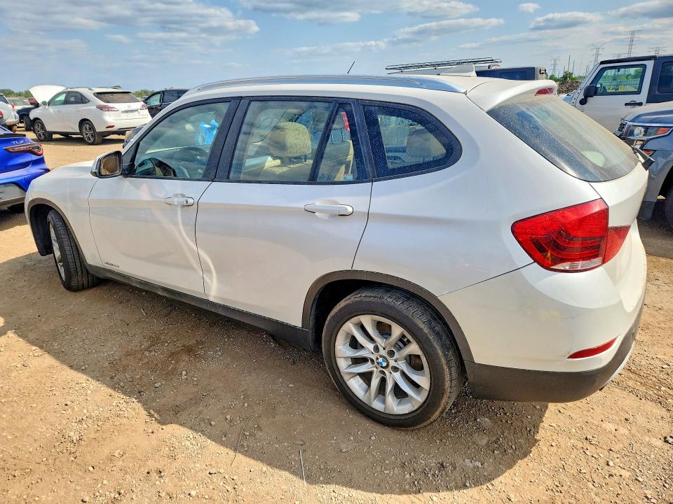Foto 2 de la subasta – 2015 BMW X1 con VIN WBAVL1C50FVY39889