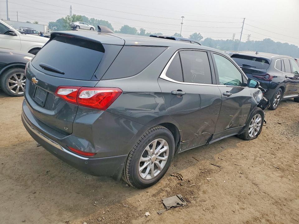 Photo 3 from auction – 2020 CHEVROLET EQUINOX with VIN 3GNAXJEV2LS595299